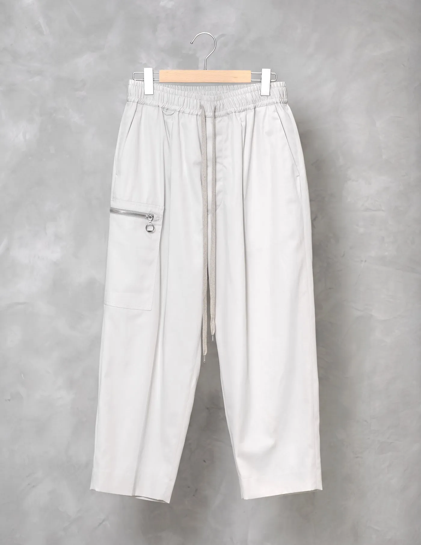 AN0221-S0802 IT SLACKS WIDE ZIP PKT
