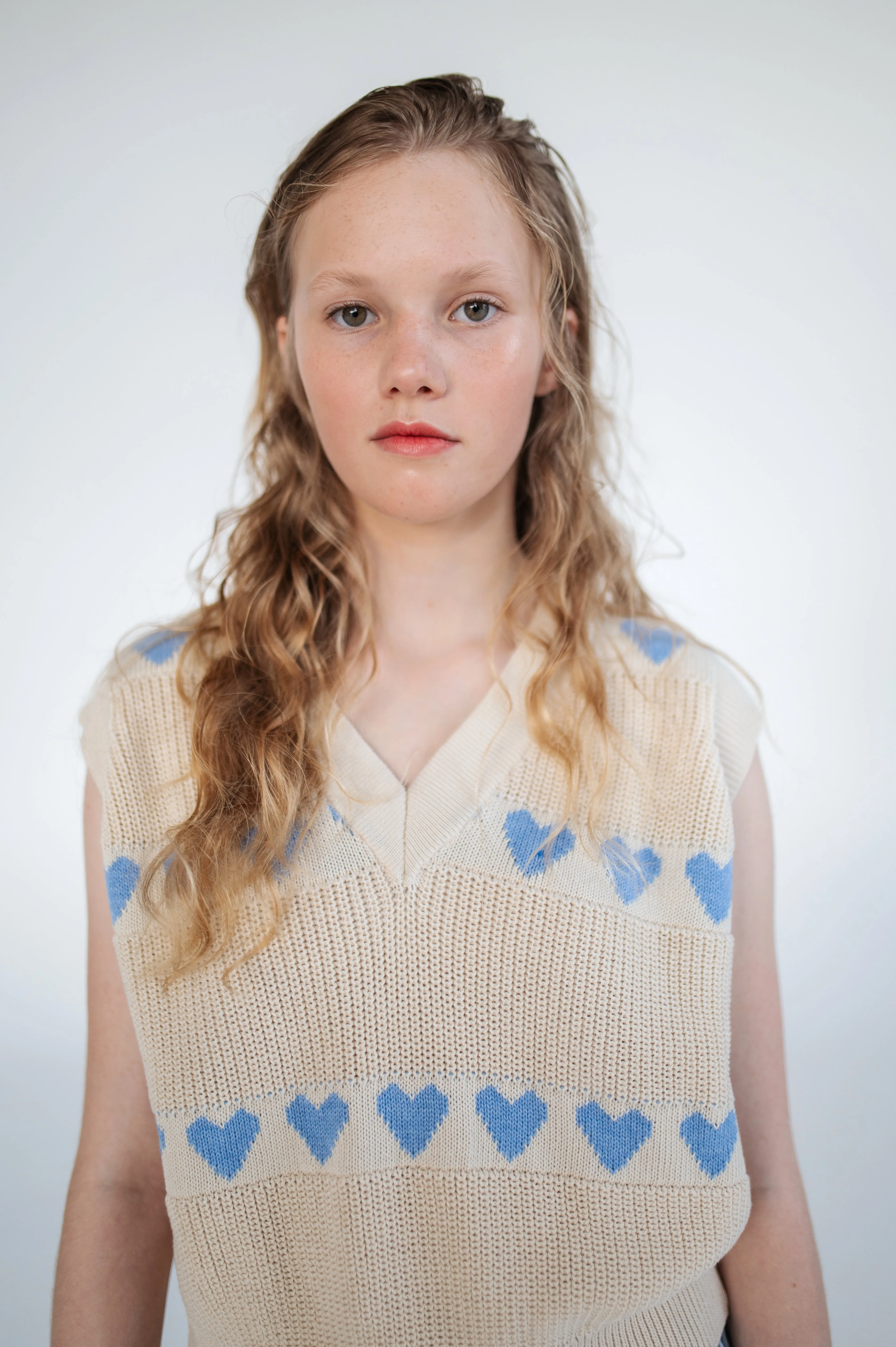 knit spencer - summer day blue hearts