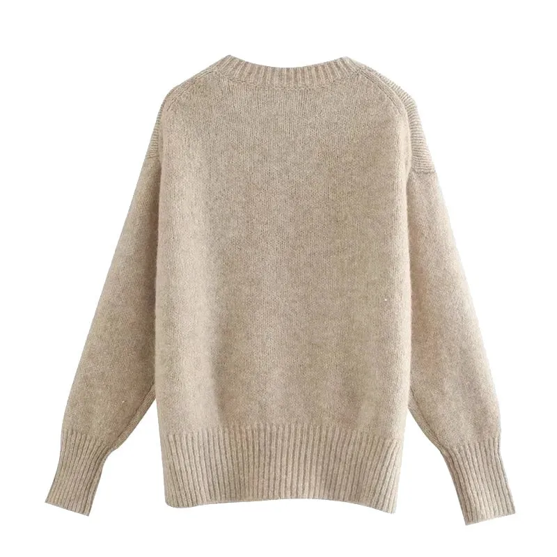 SOFT KNITTED SWEATER