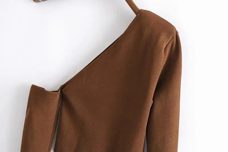 SWEATER WITH ASYMMETRIC NECK